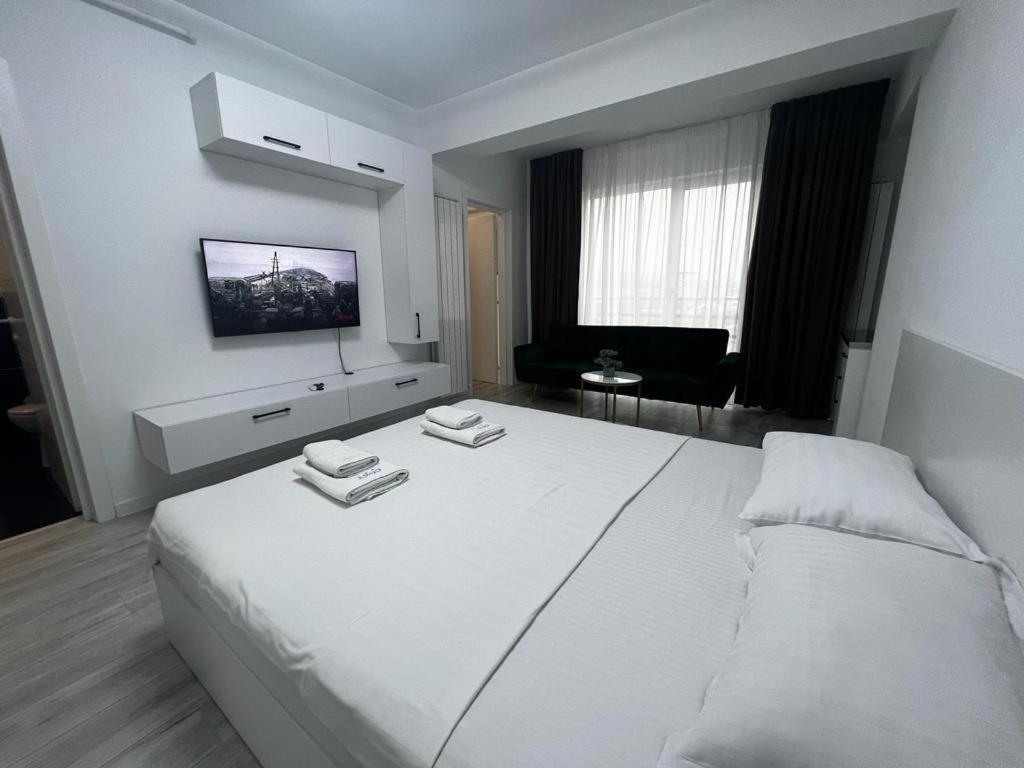 Urban Apartments And Studios - City Center Iasi Exterior photo